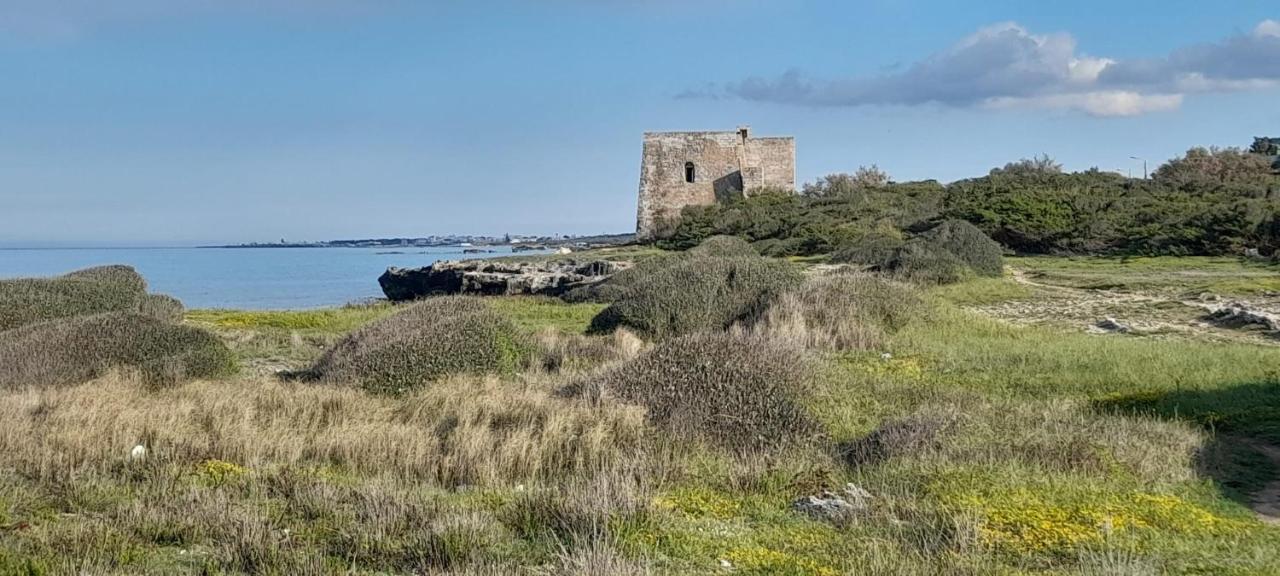 Villa Villino Il Melograno Torre Specchia Ruggeri Esterno foto